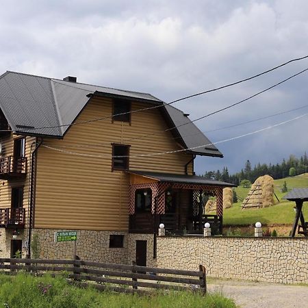 Приватна Садиба Shafran Iablunîțea Exterior foto