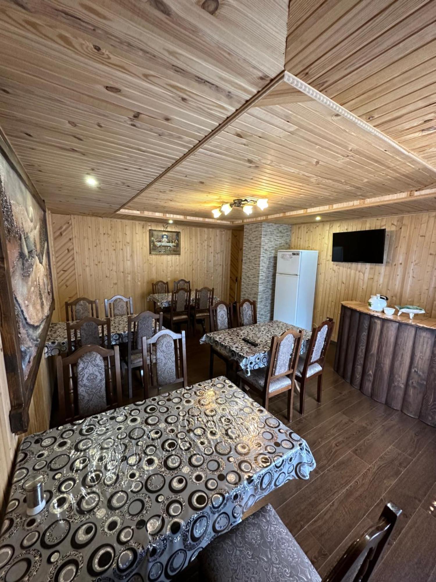 Приватна Садиба Shafran Iablunîțea Exterior foto